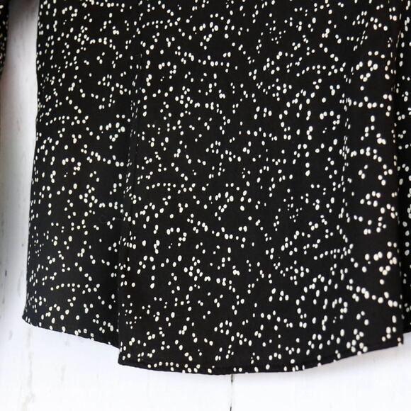 Banana Republic Non Iron Elegant Black and White Speckled Shirt - Picture 3 of 4